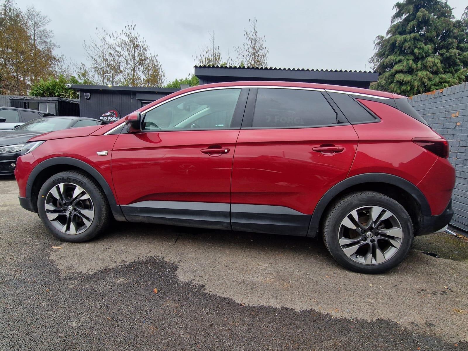 Vauxhall Grandland X - Image 9
