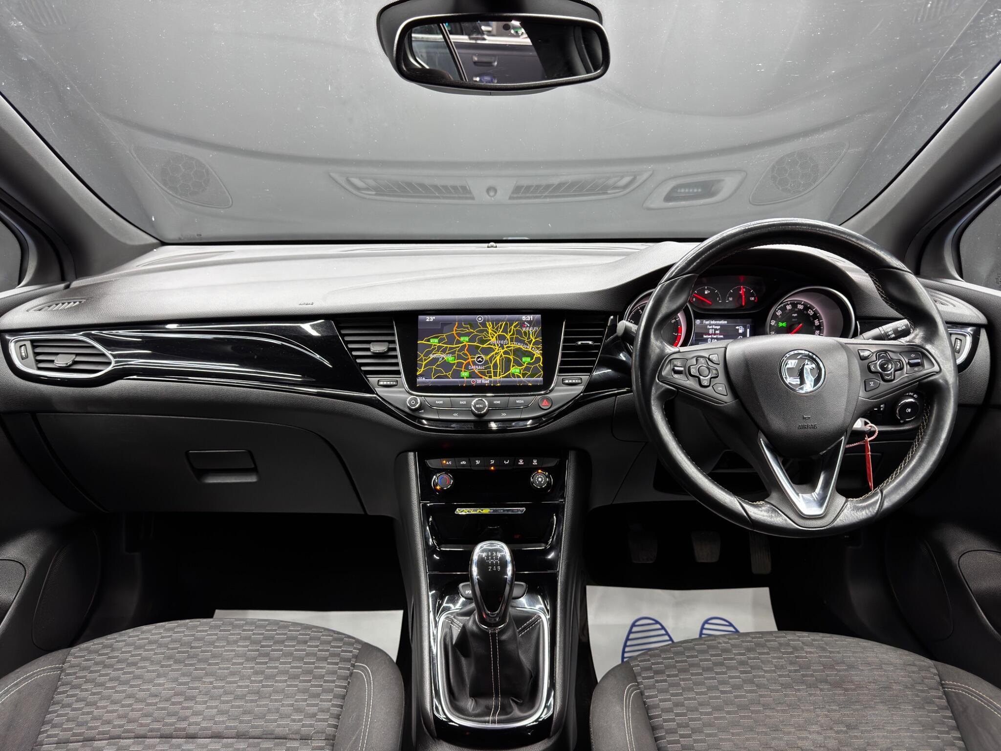 Vauxhall Astra - Image 10