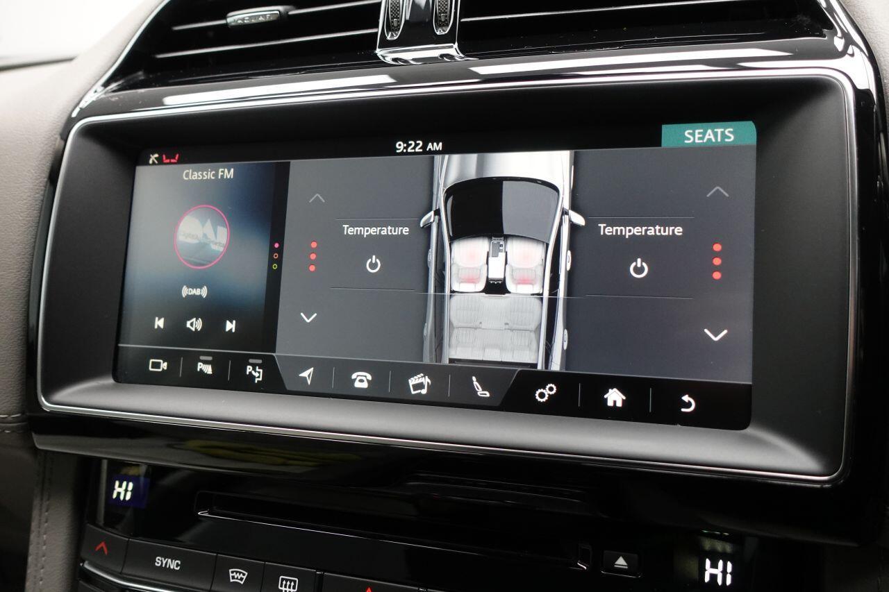 Jaguar F-Pace - Image 50