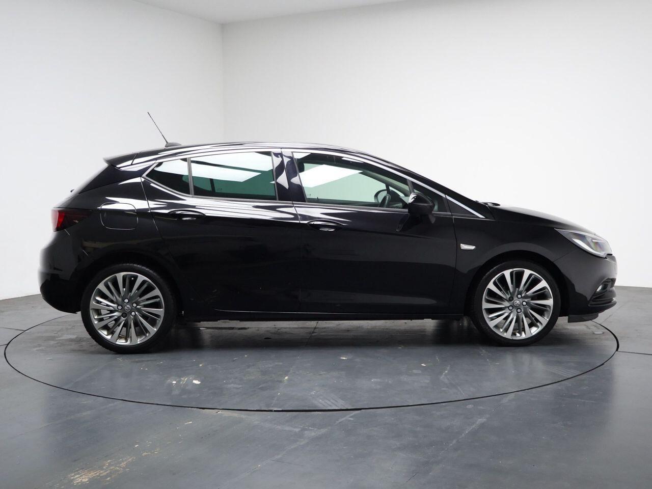 Vauxhall Astra - Image 14