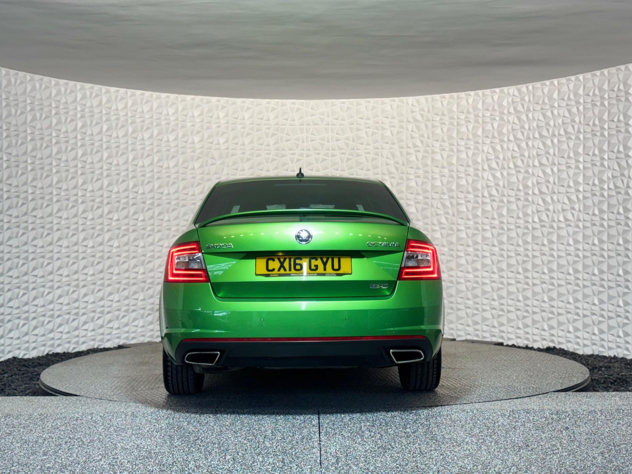 Skoda Octavia - Image 11