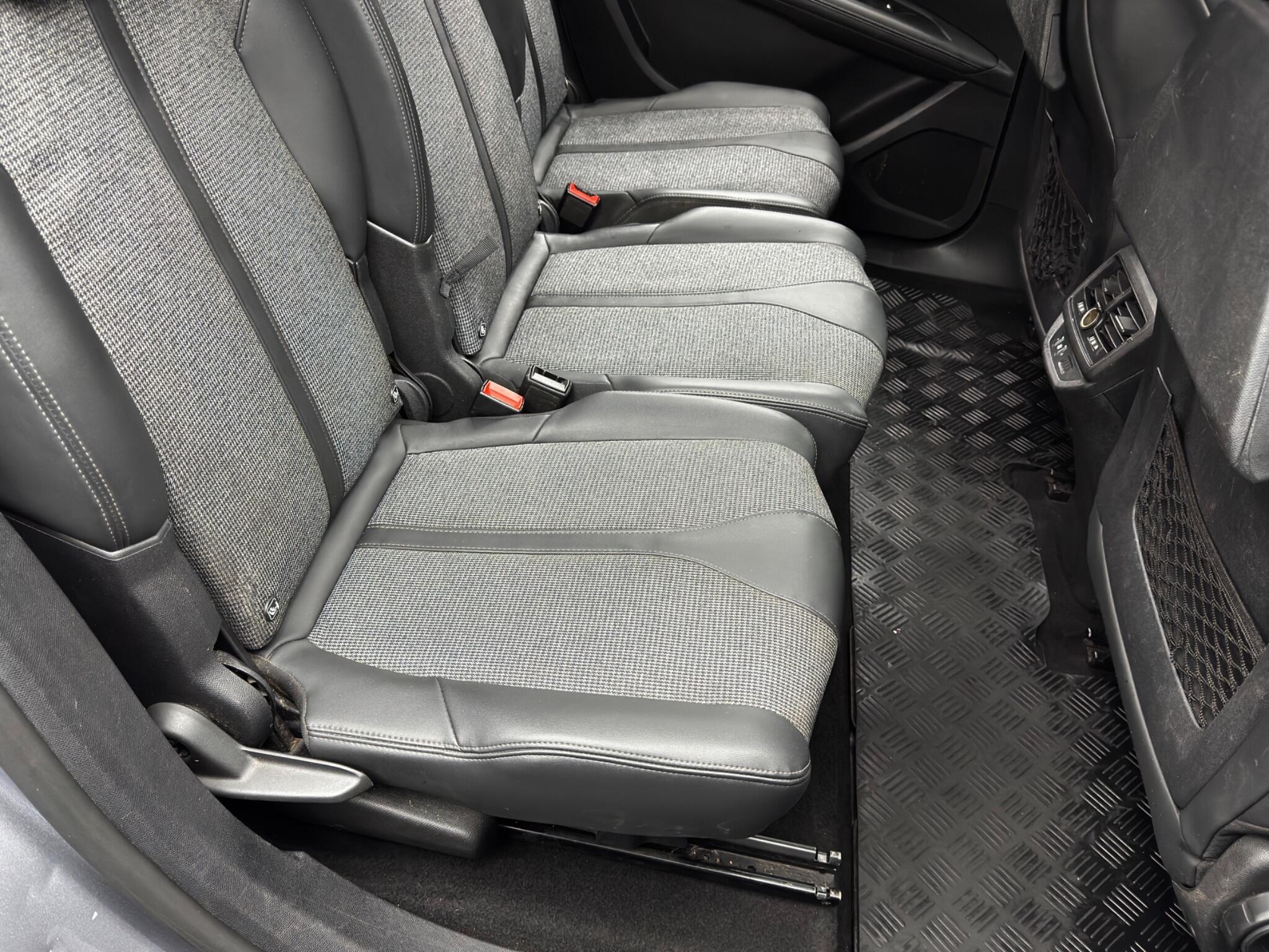 Peugeot 5008 - Image 16
