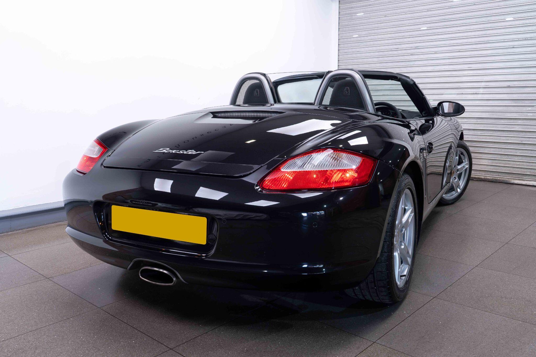 Porsche Boxster - Image 8