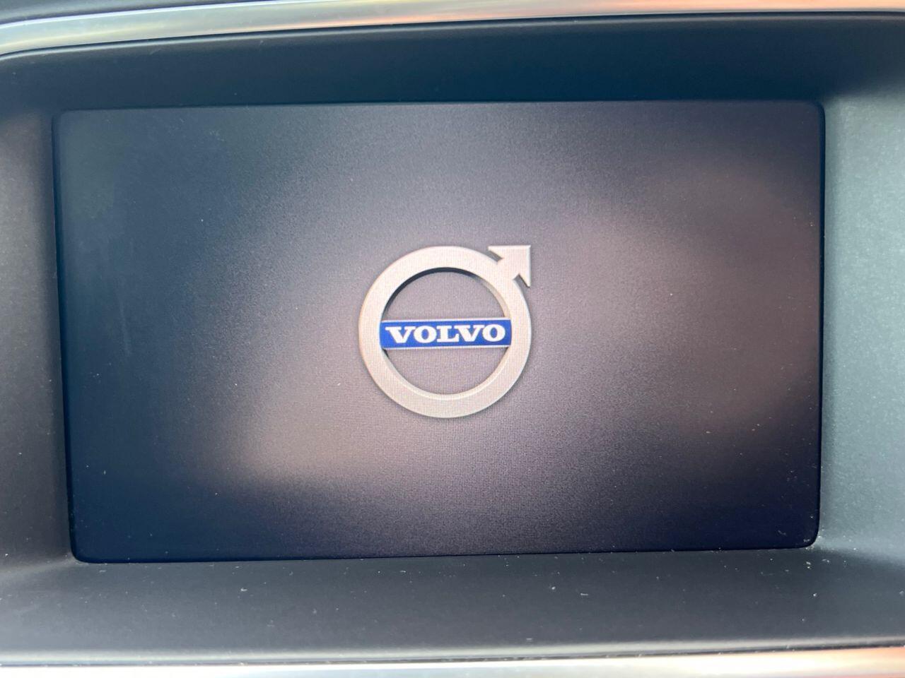 Volvo V40 - Image 23