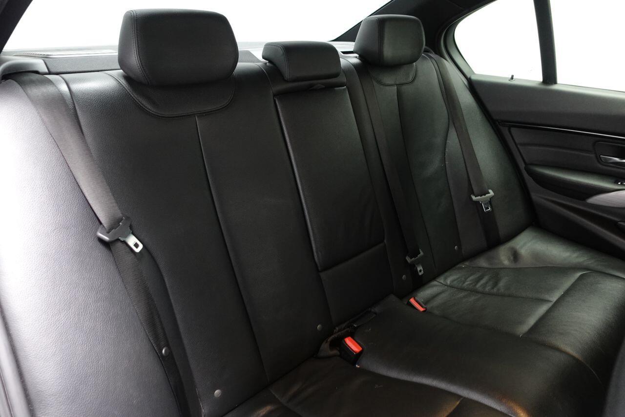BMW 3 Series - Image 18