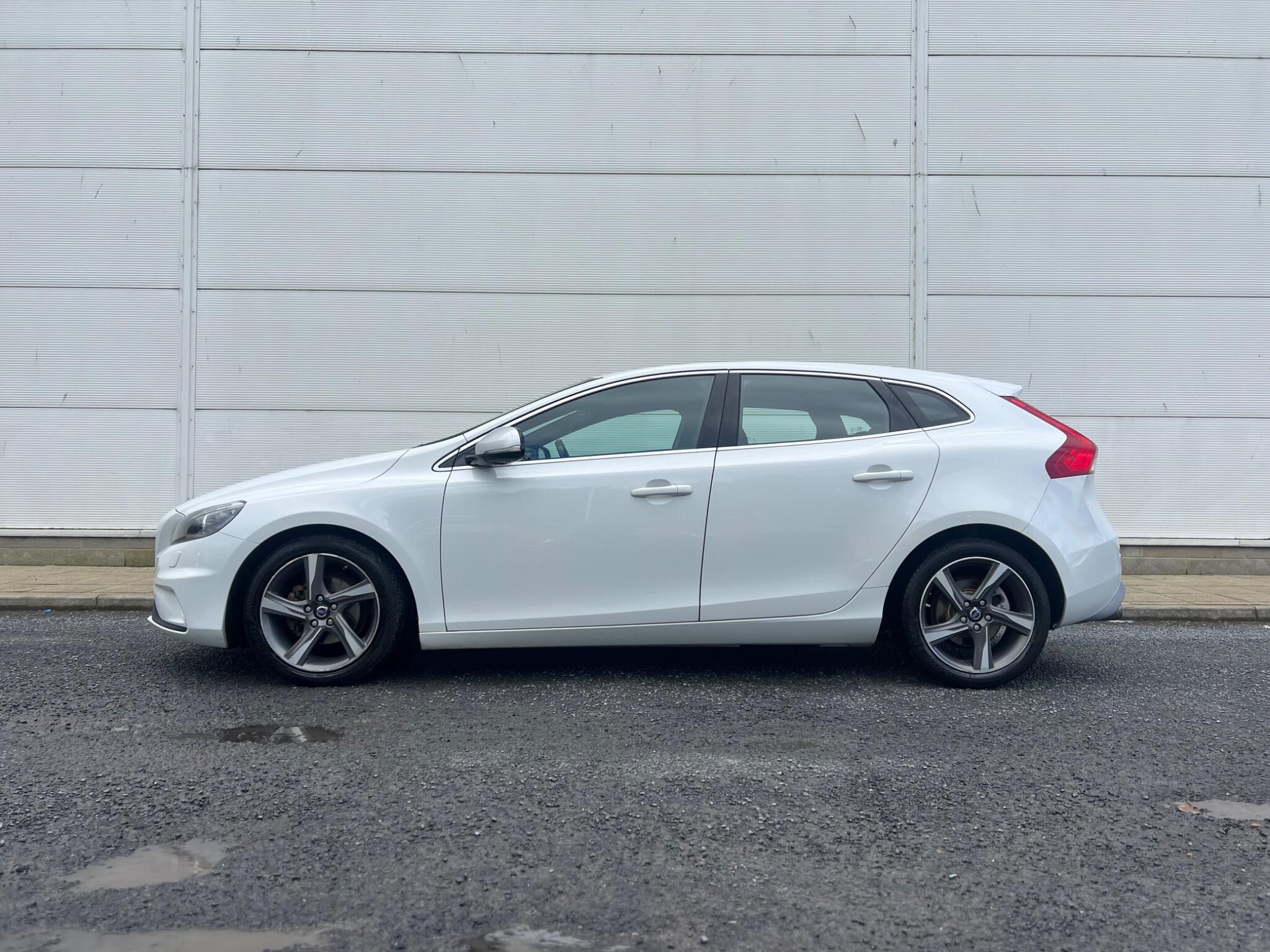 Volvo V40 - Image 26