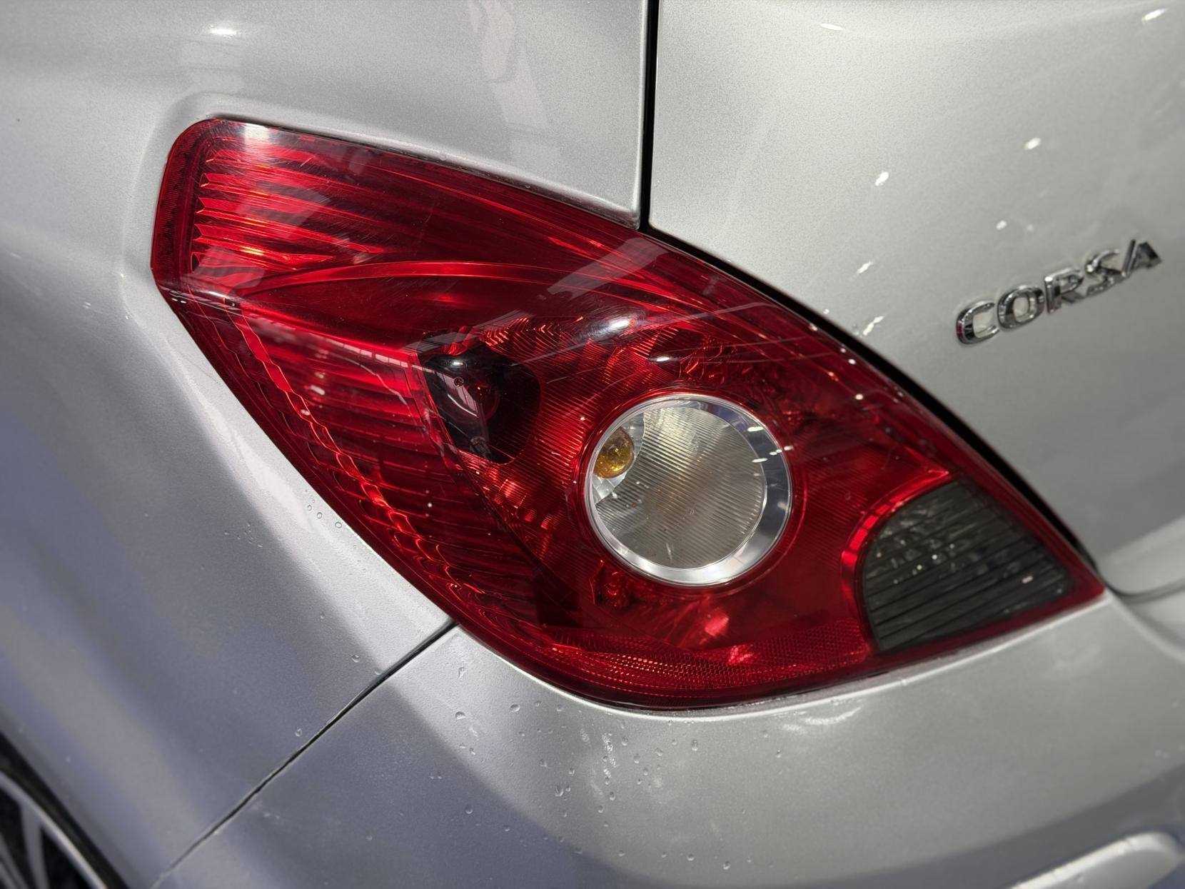 Vauxhall Corsa - Image 14