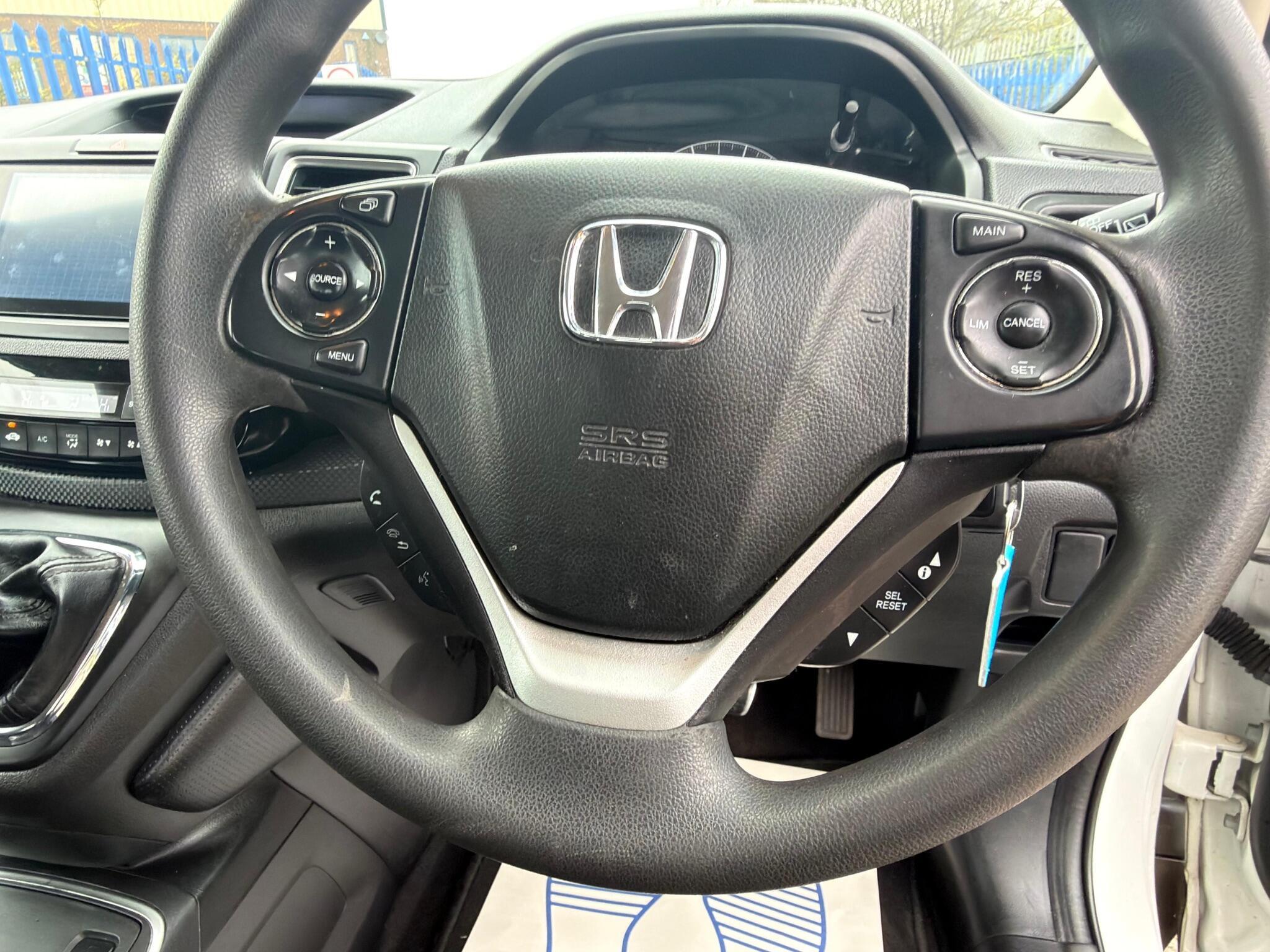 Honda CR-V - Image 32