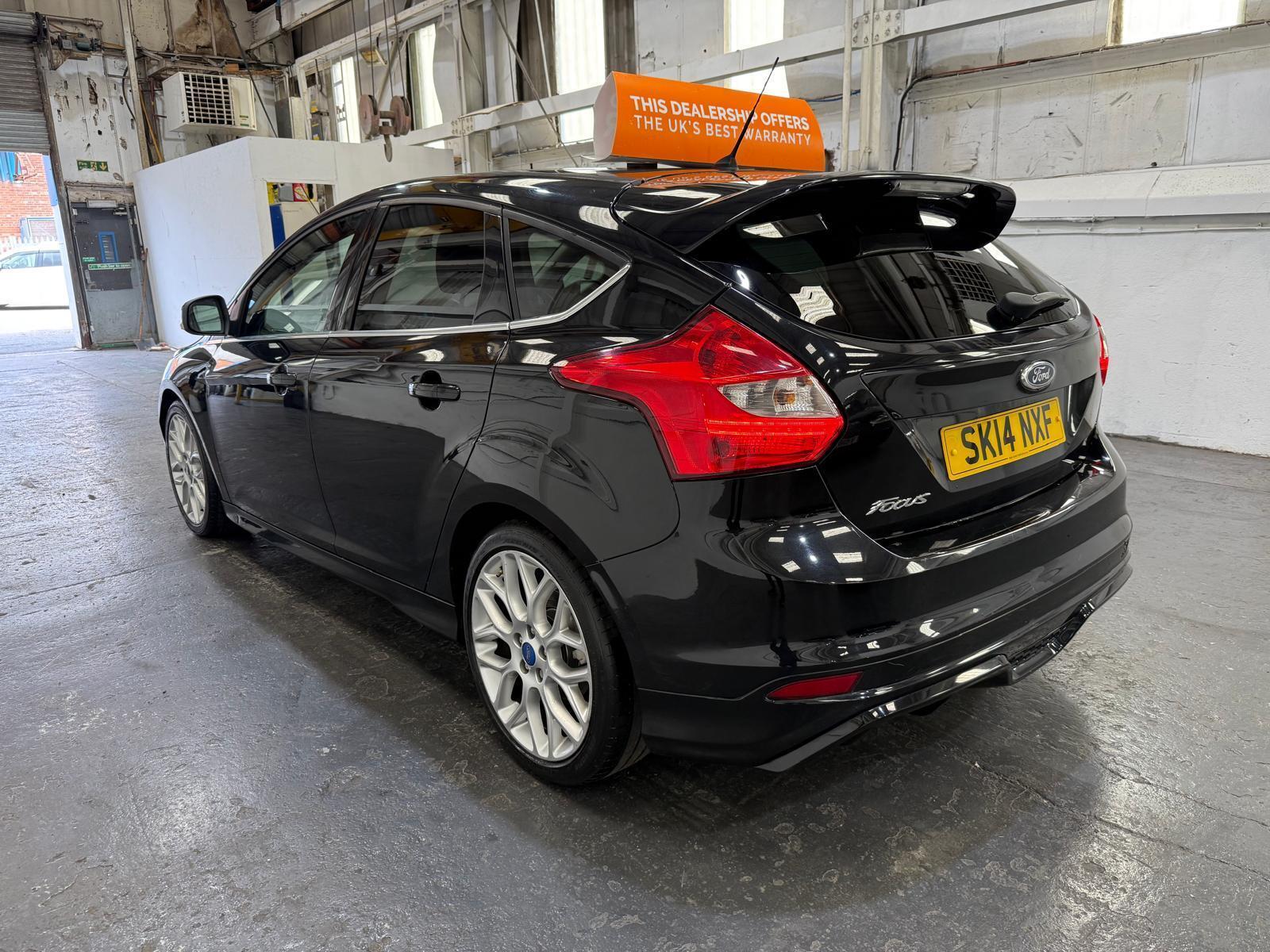 Ford Focus - Image 7