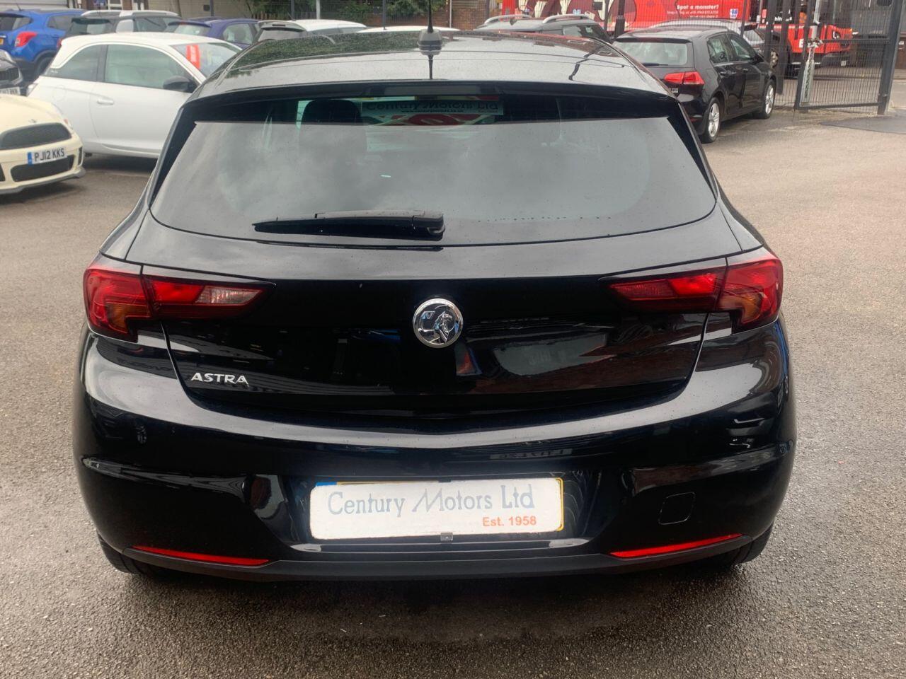 Vauxhall Astra - Image 9
