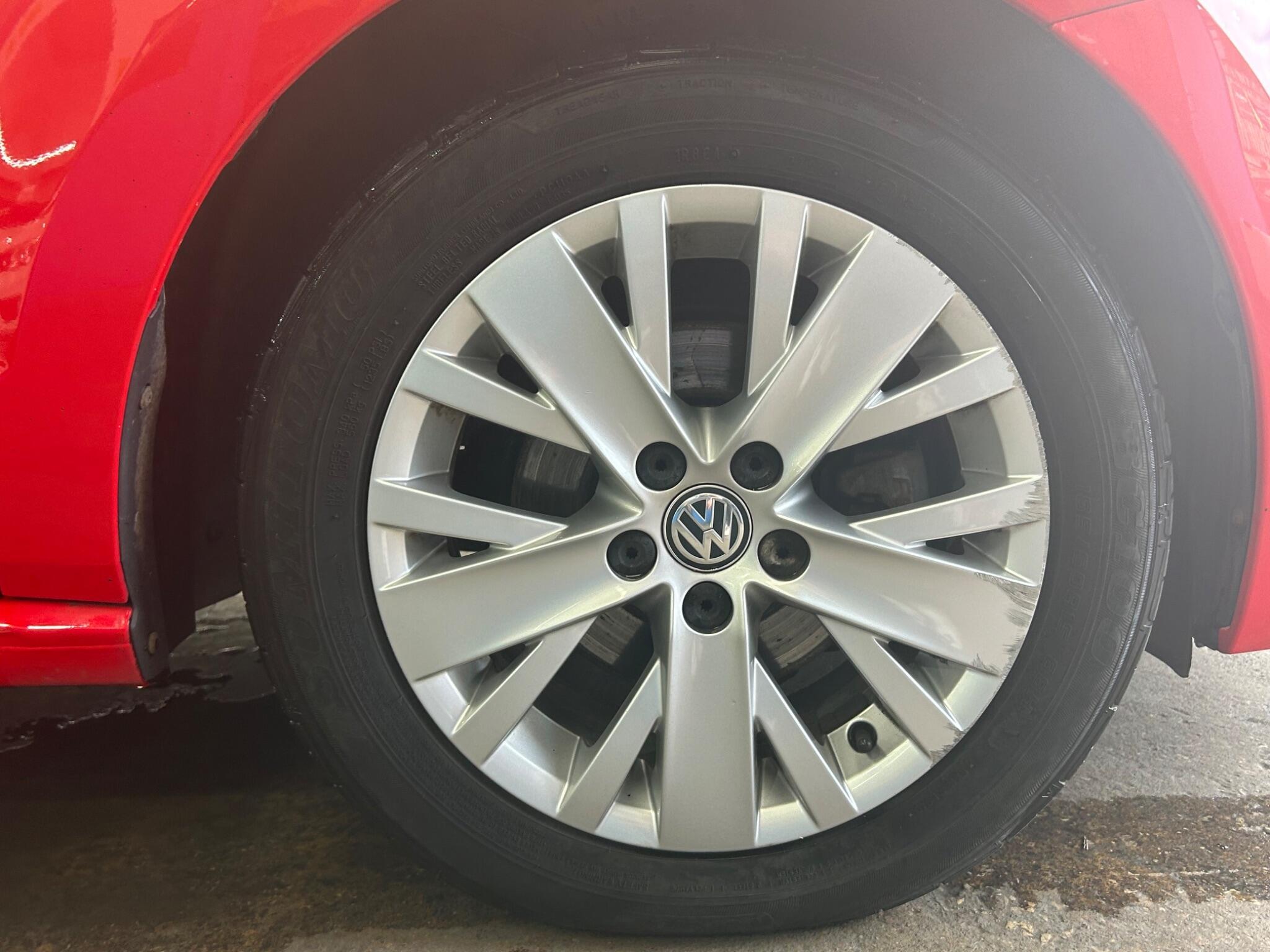 Volkswagen Polo - Image 24