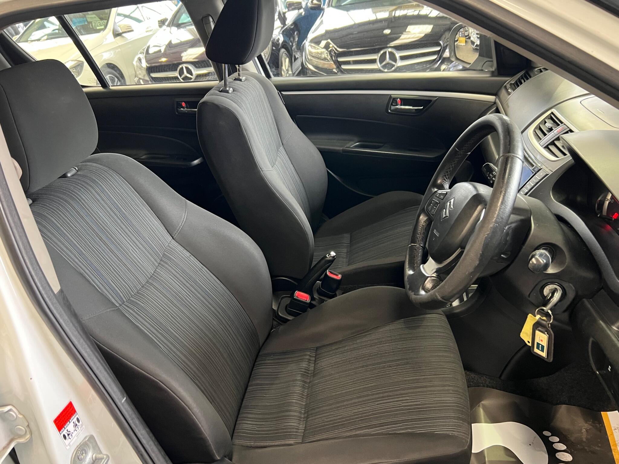 Suzuki Swift - Image 23