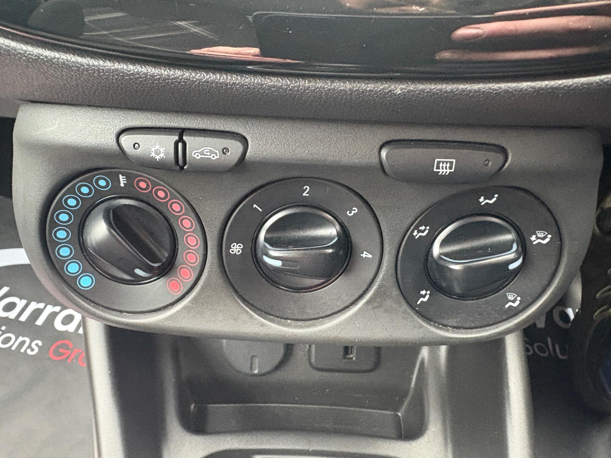 Vauxhall Corsa - Image 22