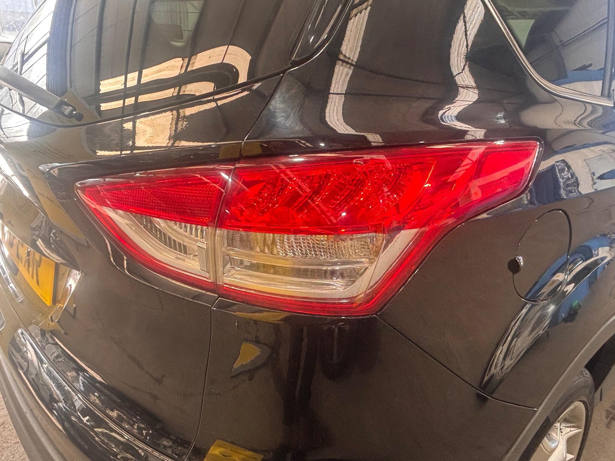 Ford Kuga - Image 29