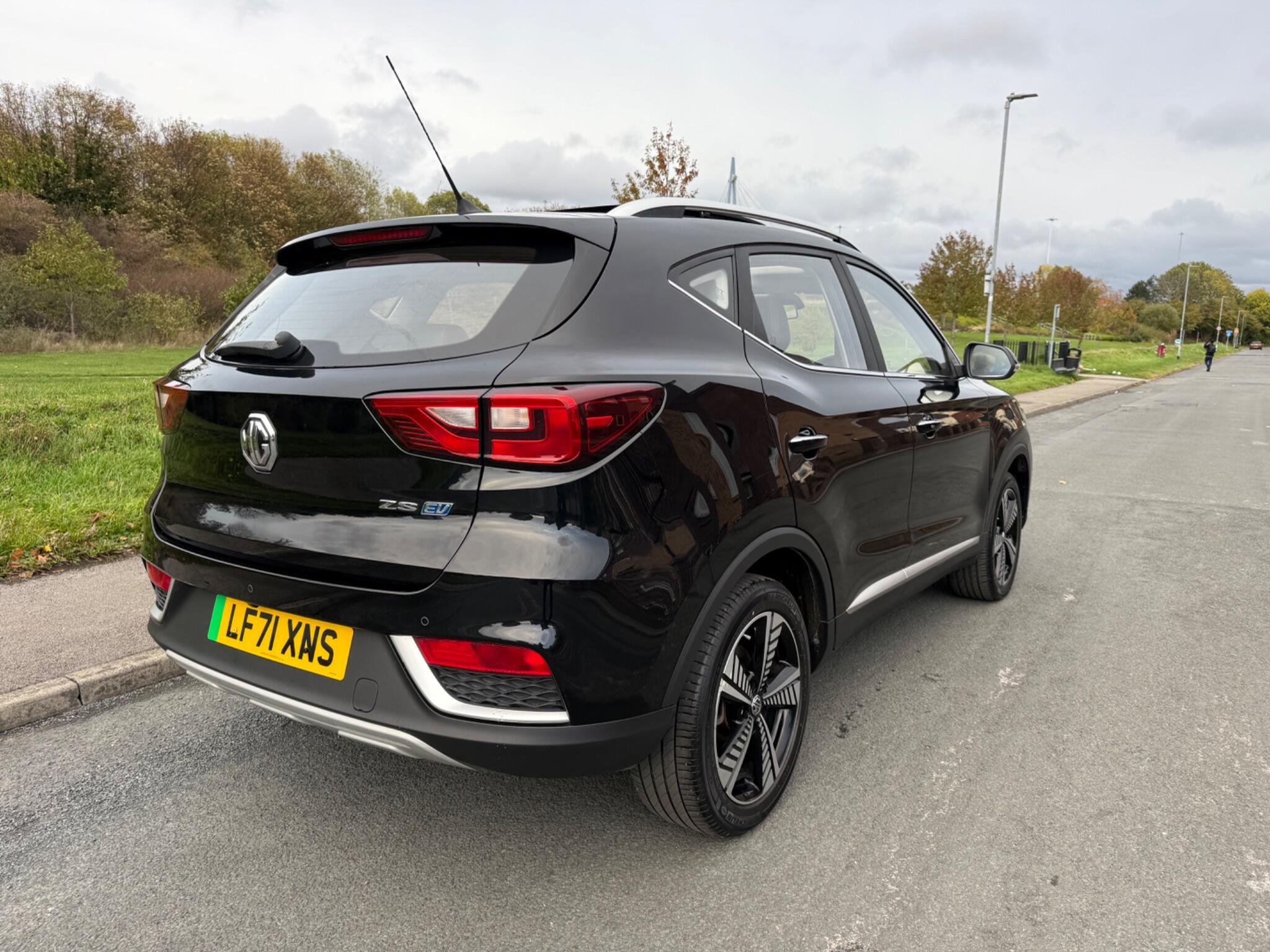 MG MG ZS - Image 3