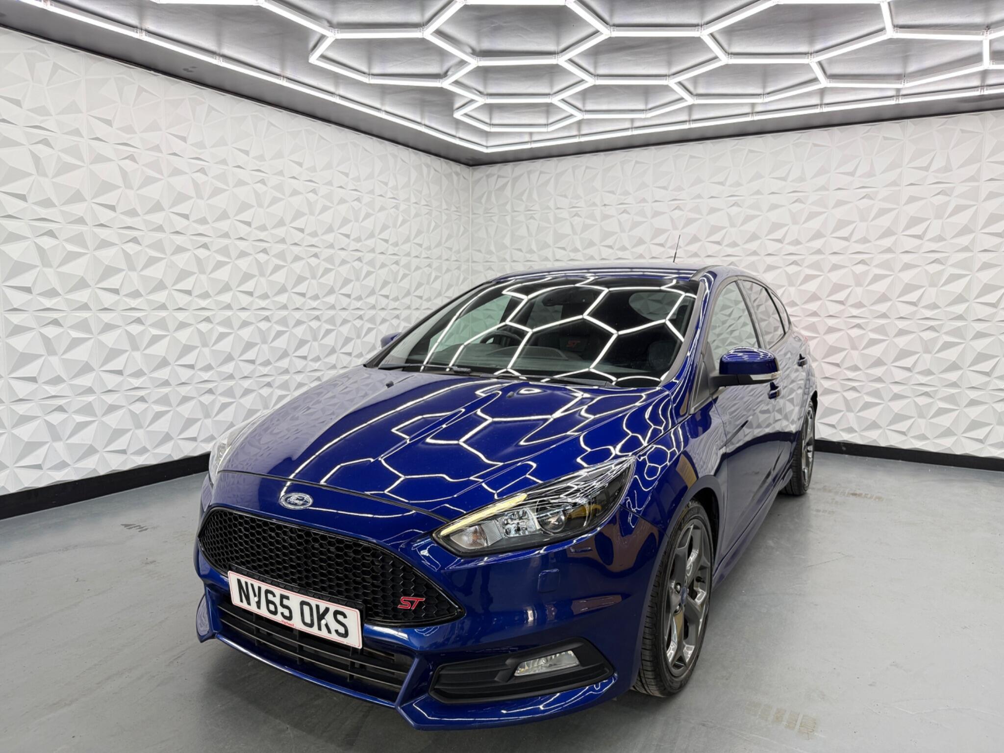 Ford Focus - Image 5