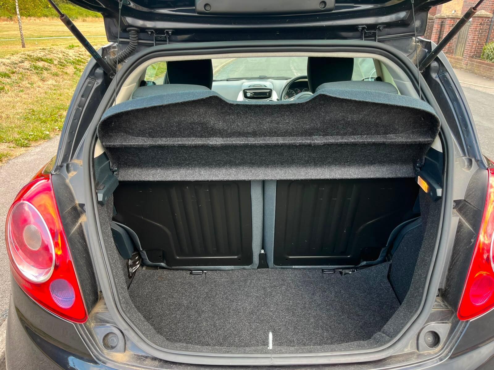 Ford KA - Image 9
