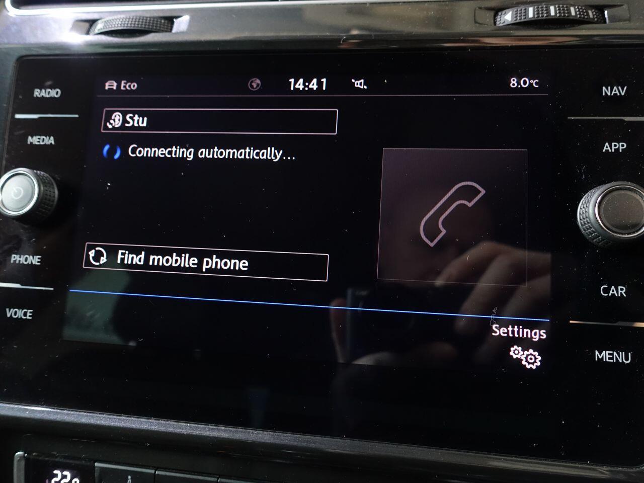 Volkswagen Golf - Image 31