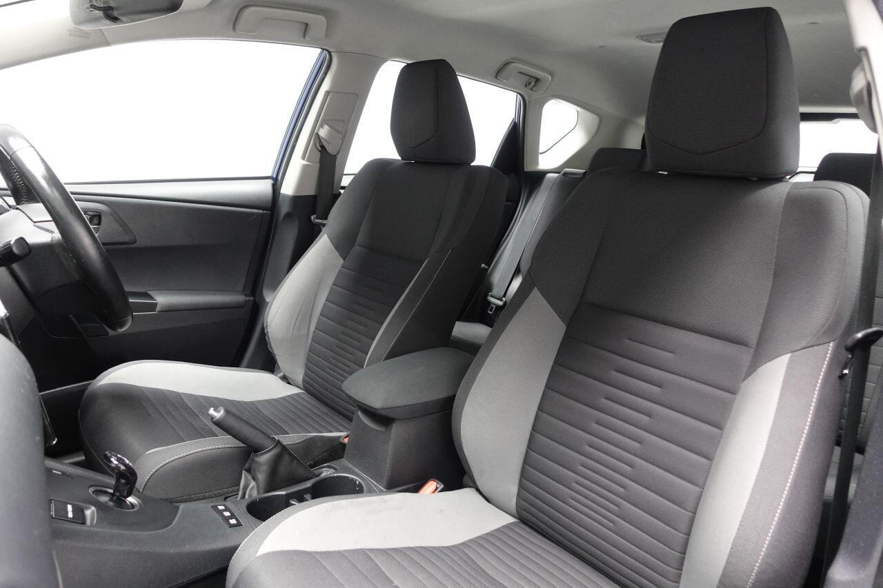 Toyota Auris - Image 17