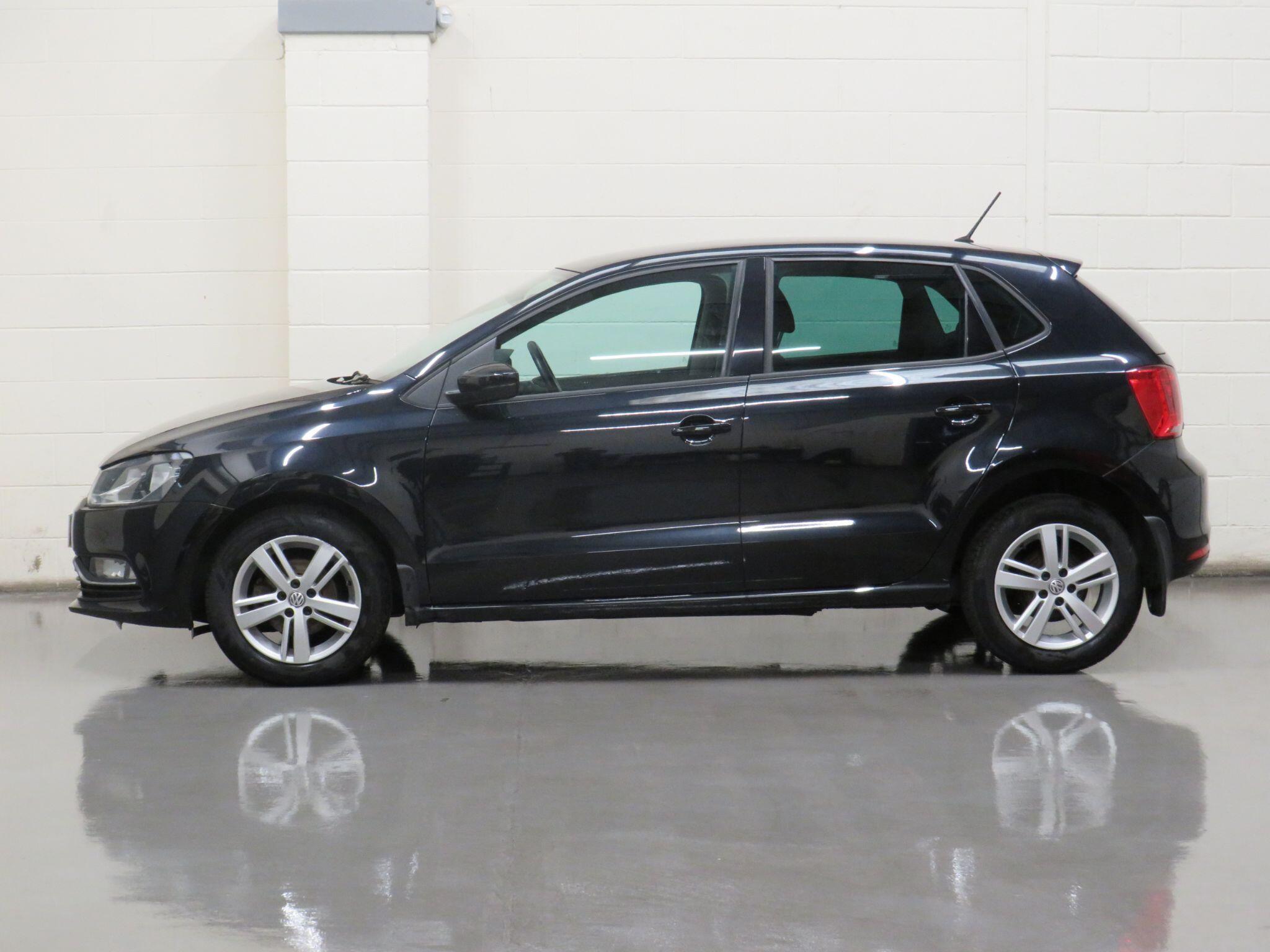 Volkswagen Polo - Image 6