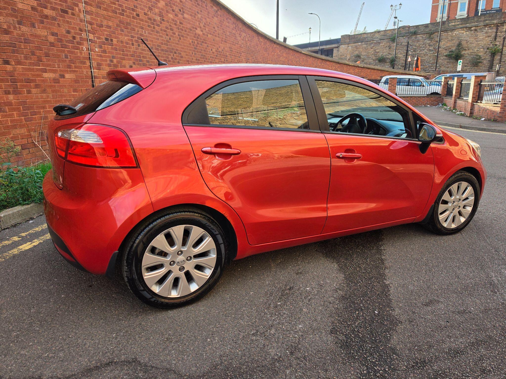 Kia Rio - Image 8