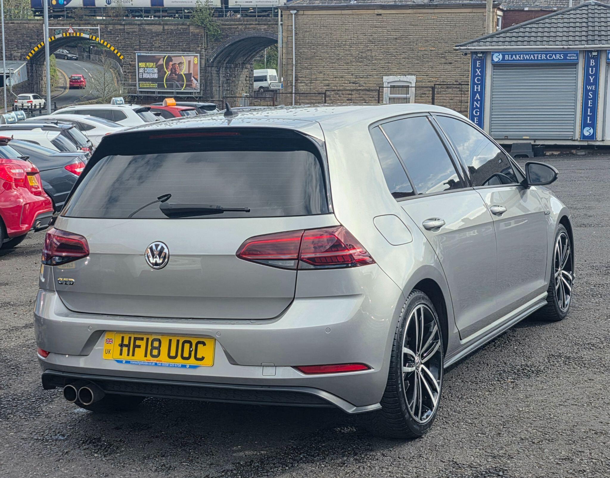 Volkswagen Golf - Image 7