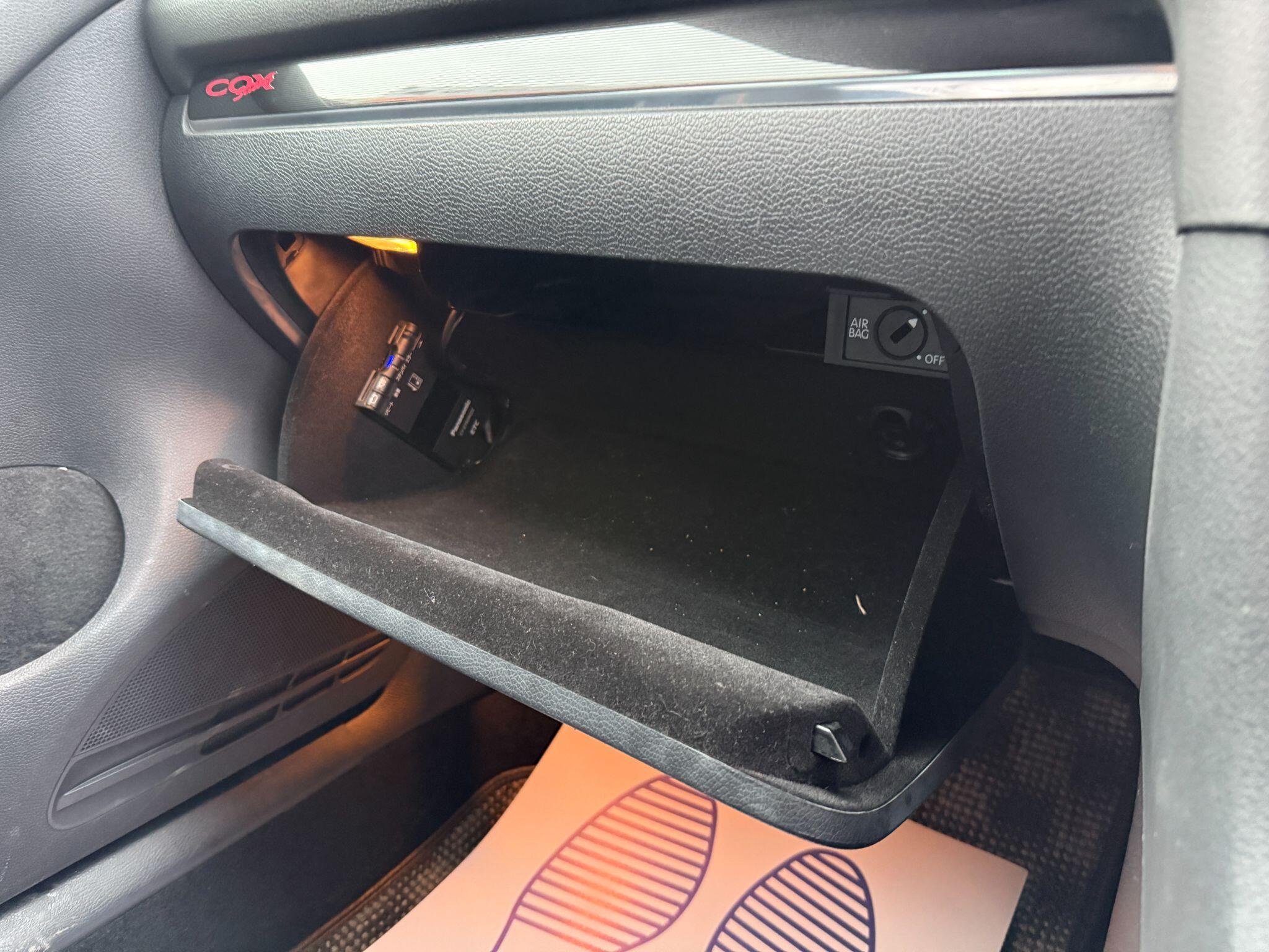 Volkswagen Golf - Image 67