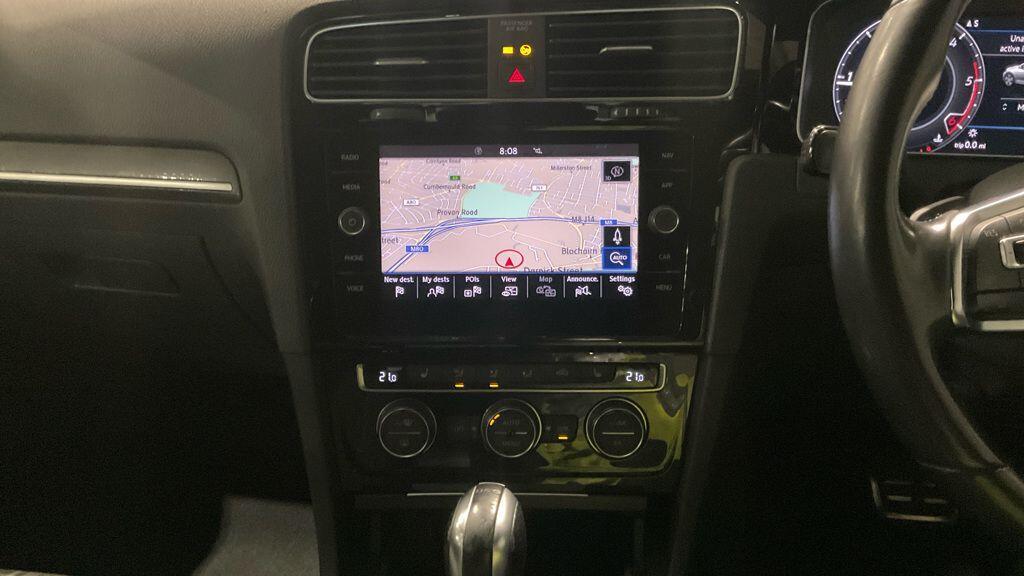 Volkswagen Golf - Image 6