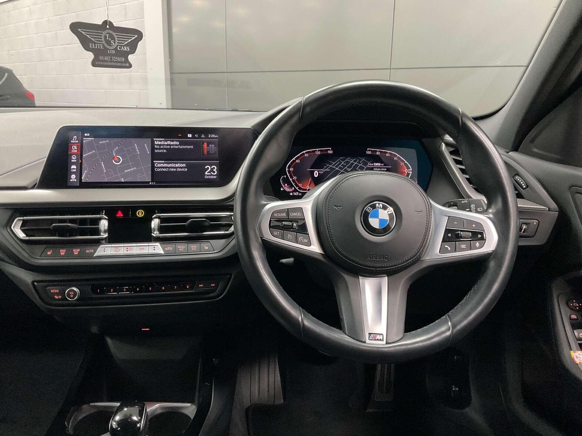 BMW 1 Series - Image 11