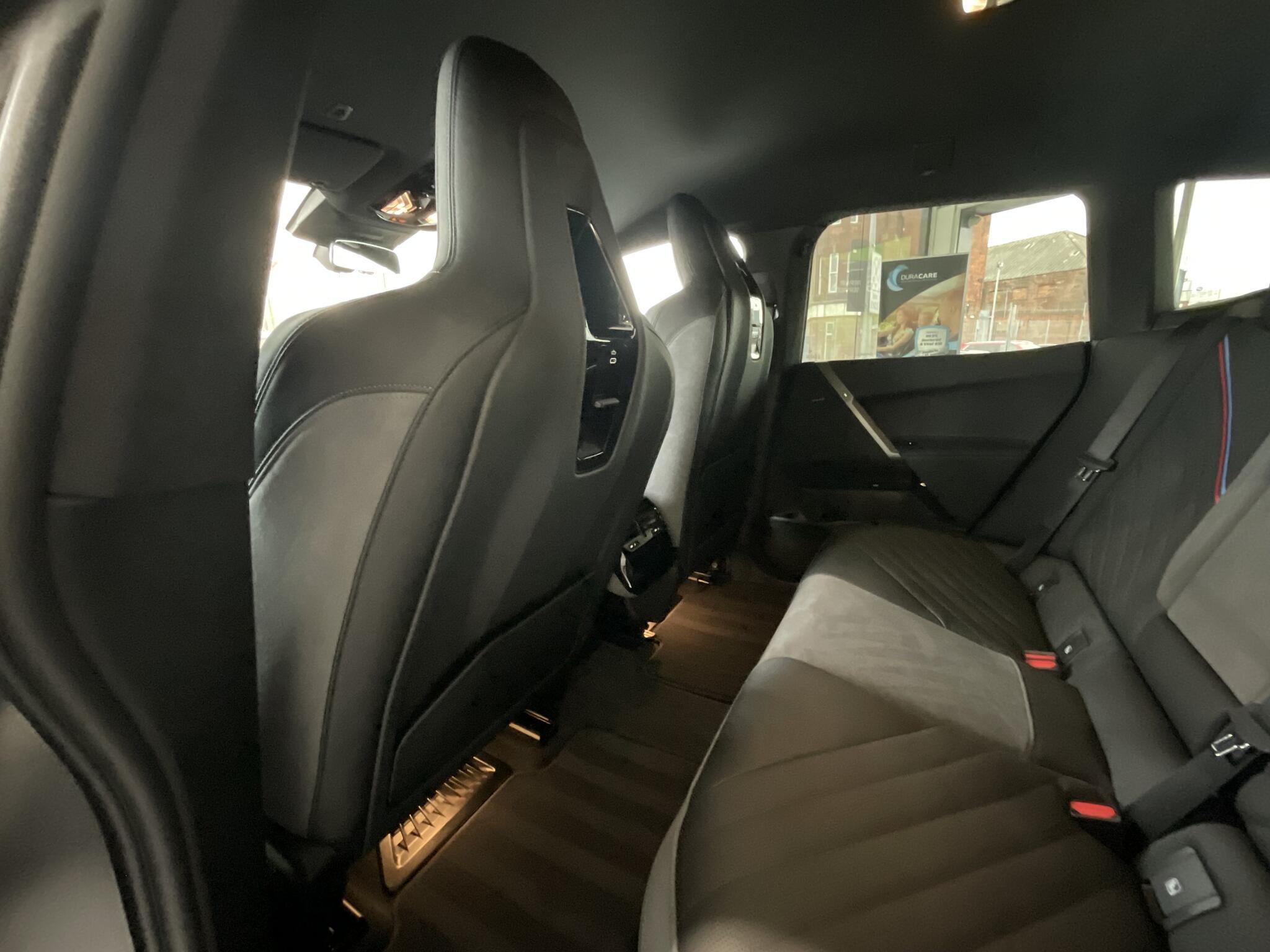 BMW IX - Image 13