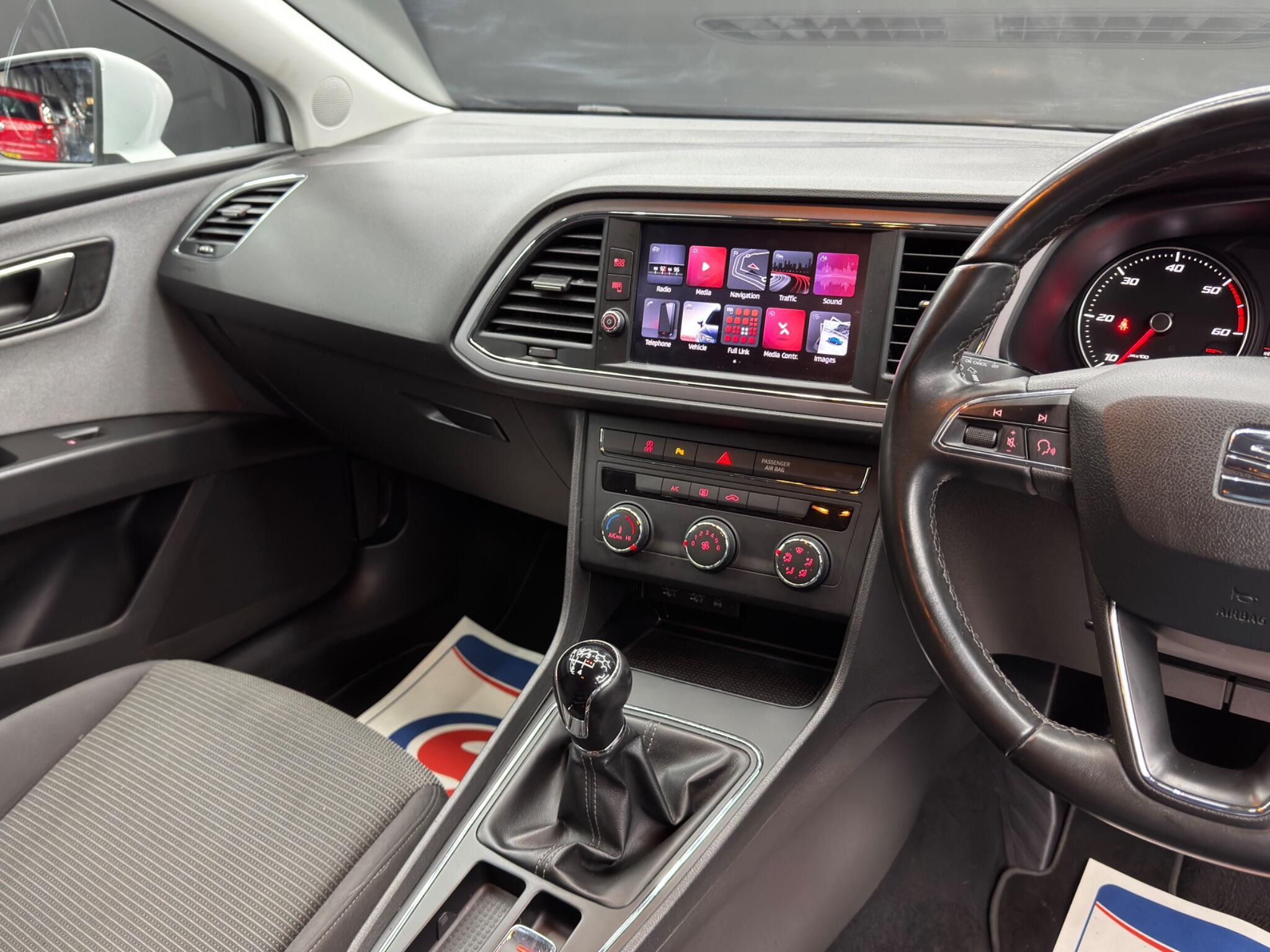 SEAT Leon - Image 23