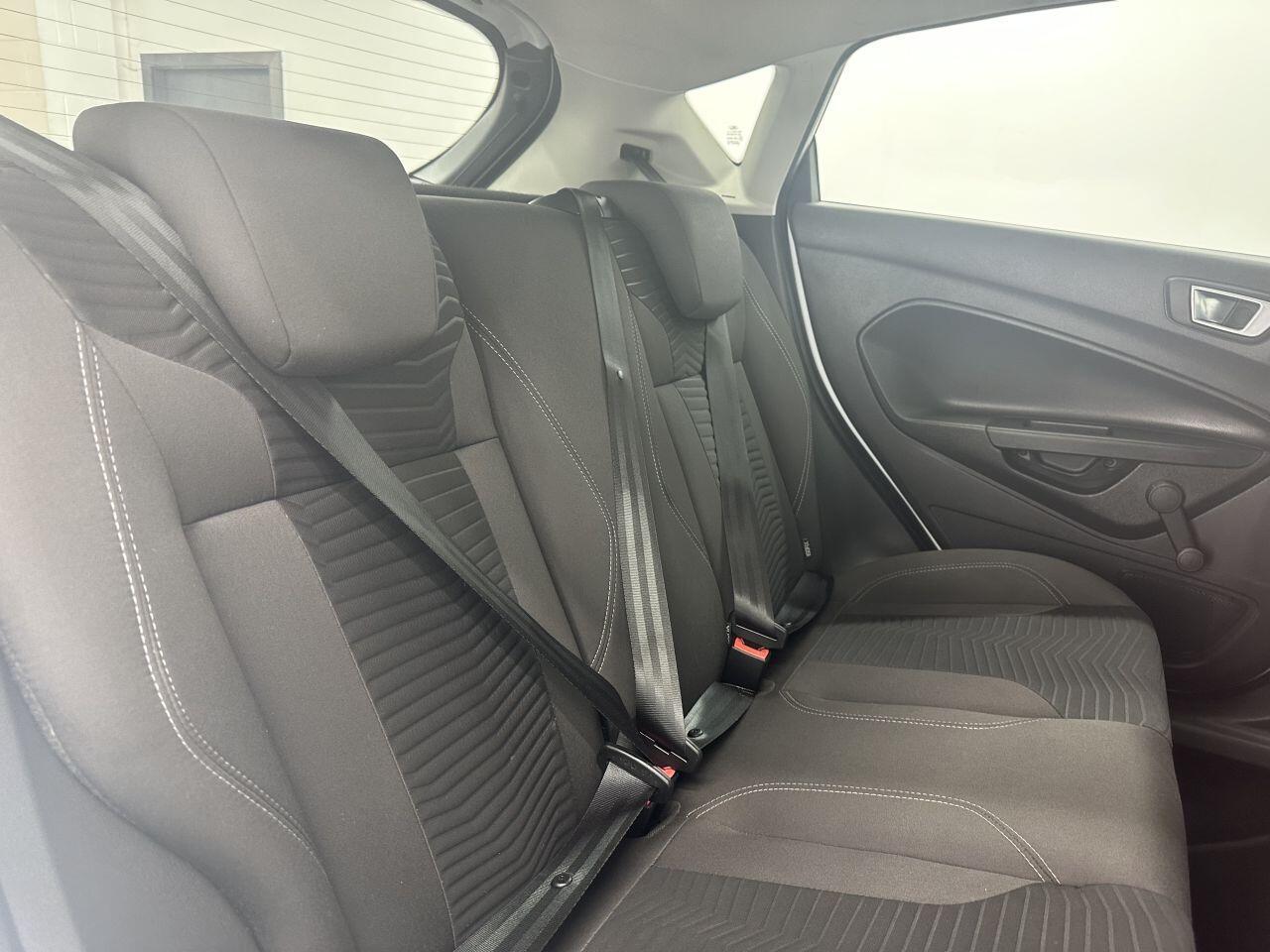 Ford Fiesta - Image 21