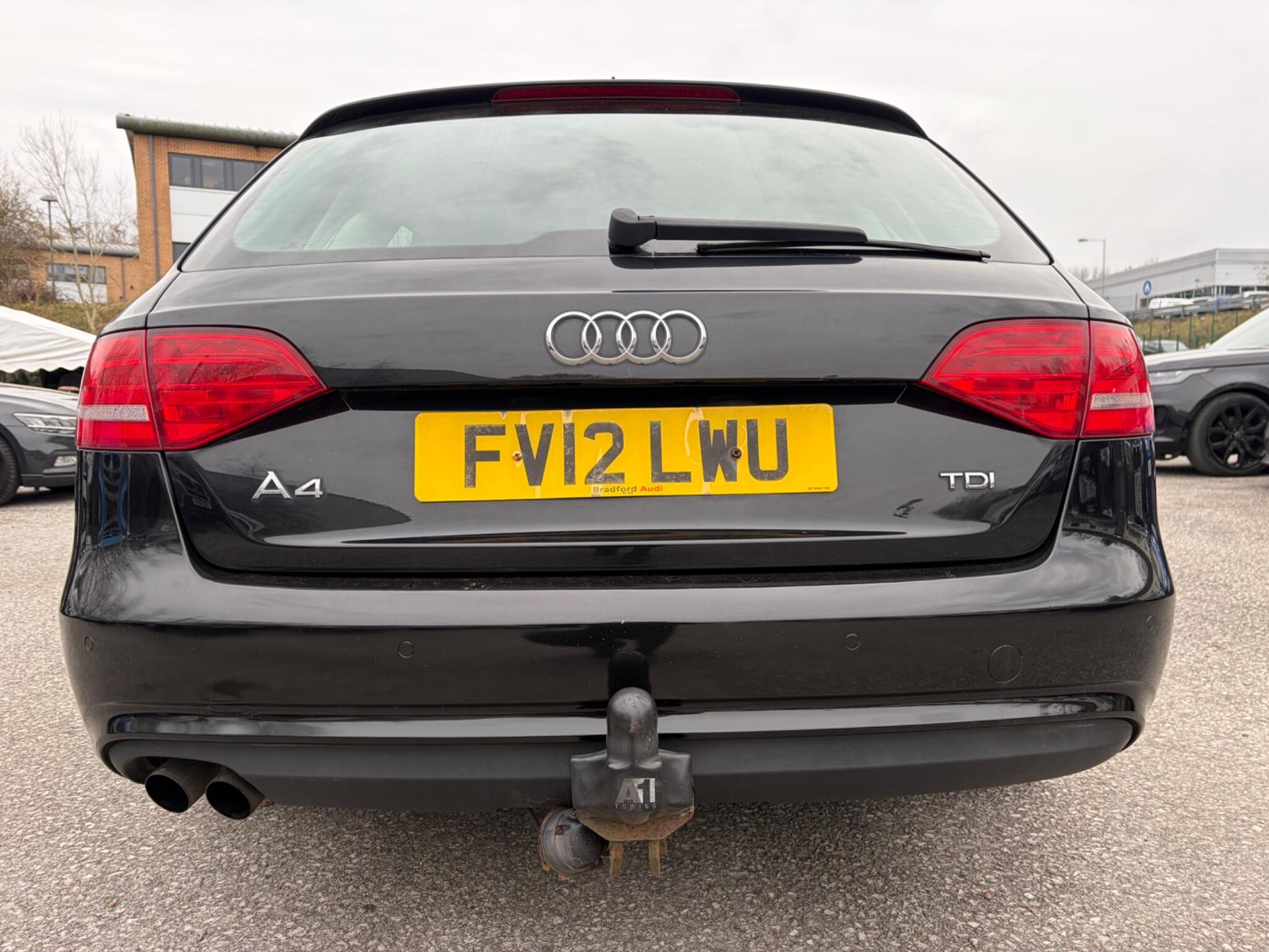 Audi A4 Avant - Image 12