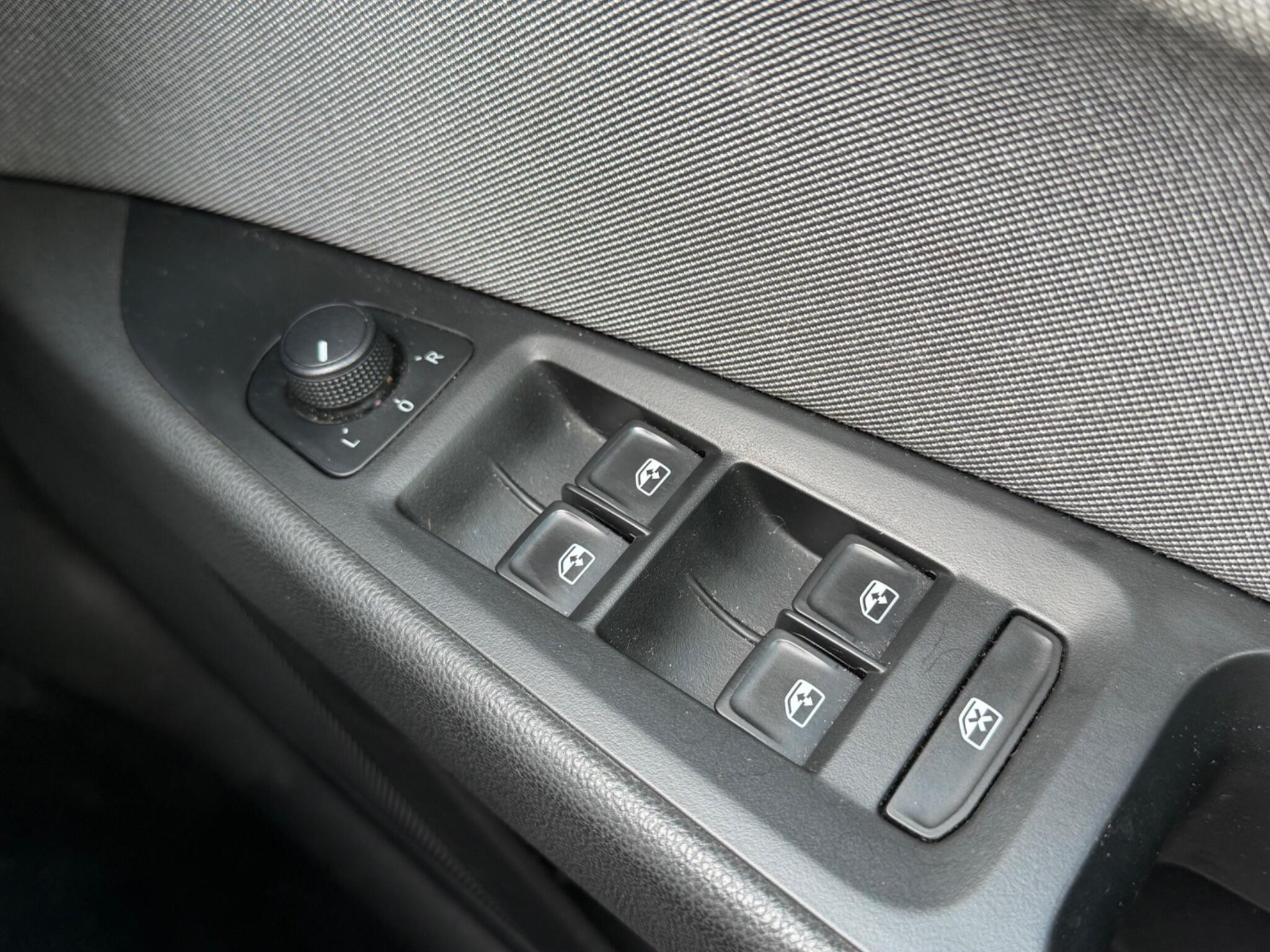 SEAT Leon - Image 22
