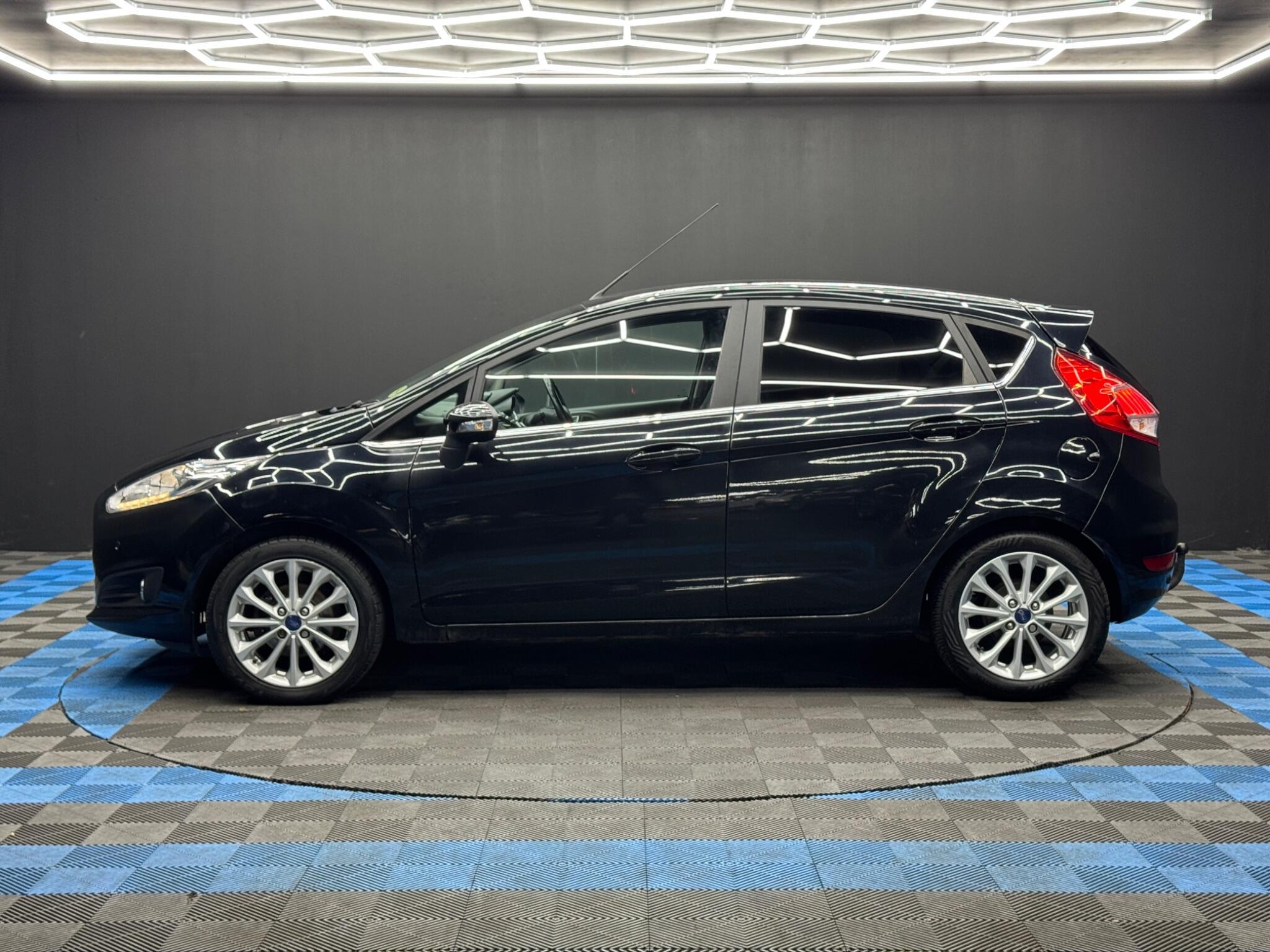 Ford Fiesta - Image 8