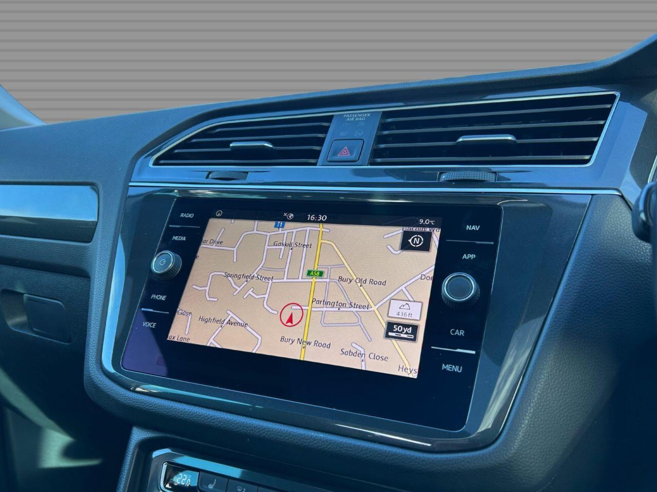 Volkswagen Tiguan - Image 6