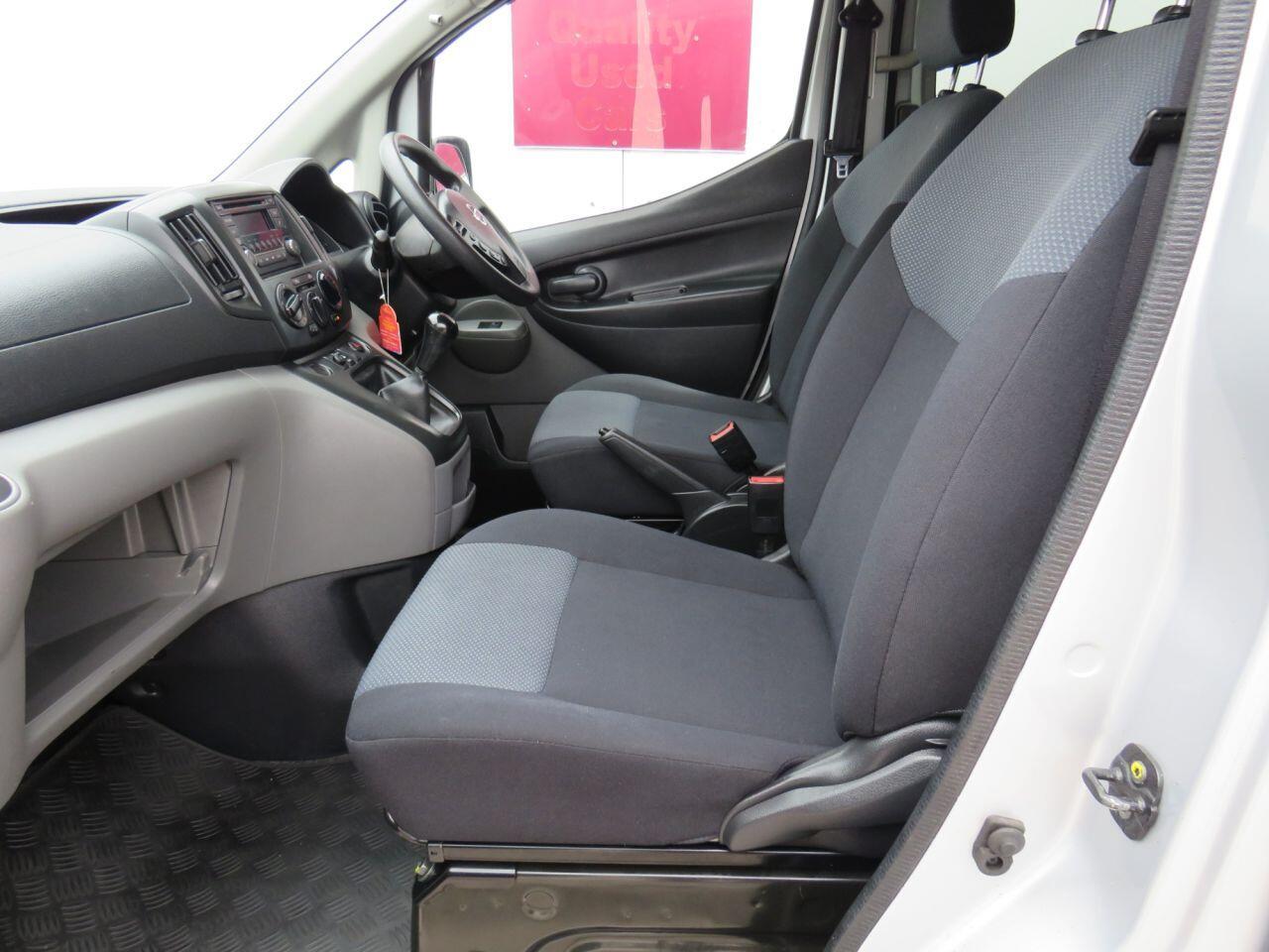 Nissan NV200 - Image 10