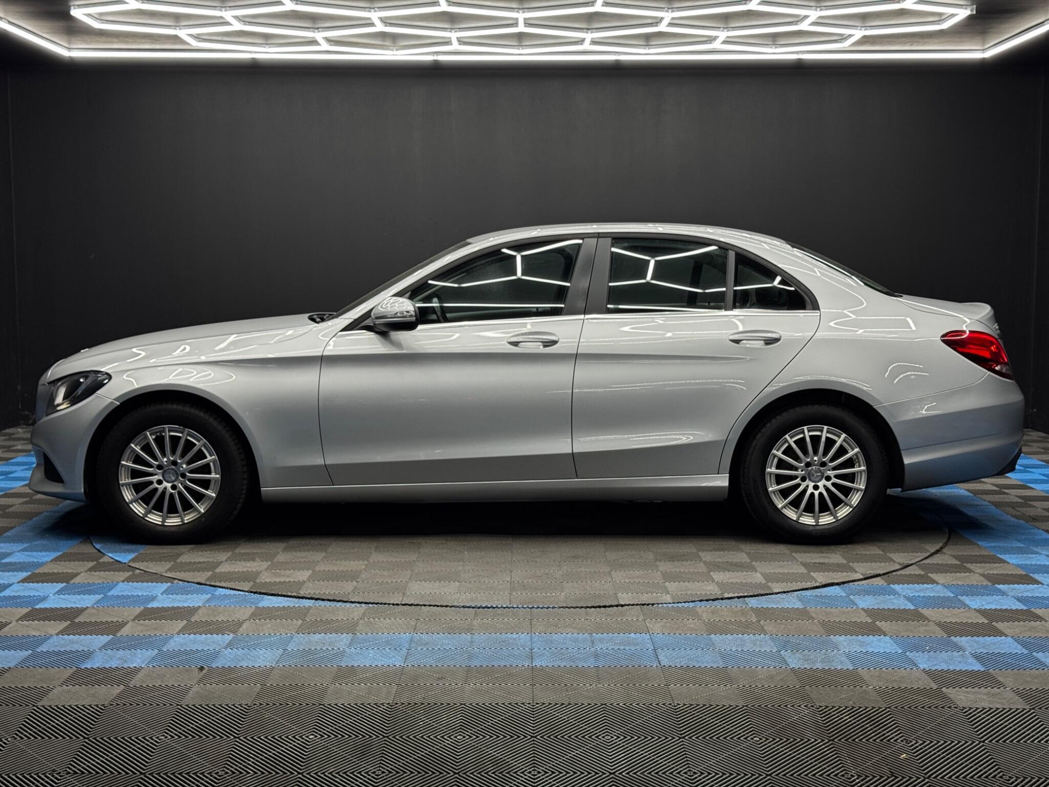 Mercedes C Class - Image 8
