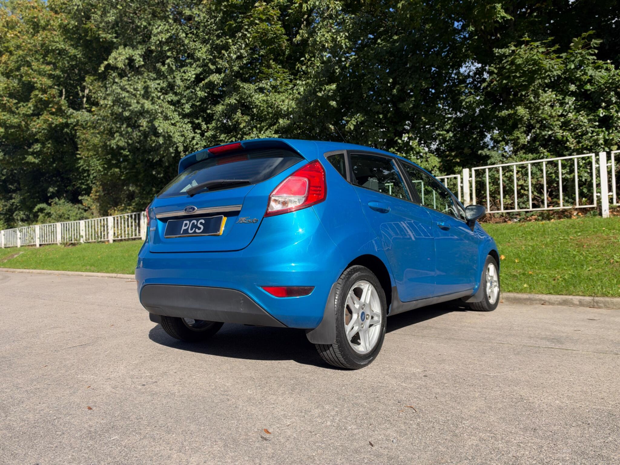 Ford Fiesta - Image 11