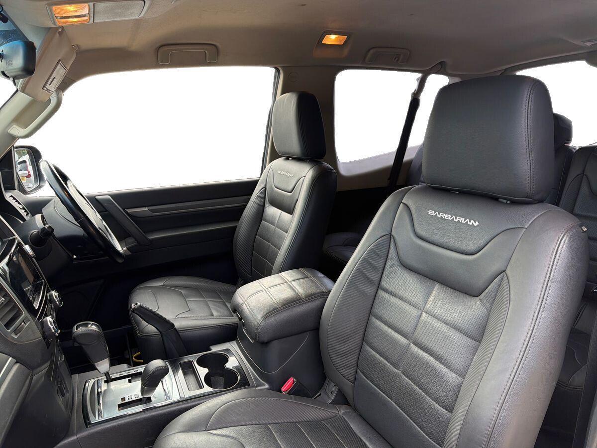Mitsubishi Shogun - Image 20