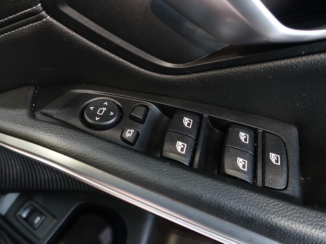 BMW 3 Series - Image 26