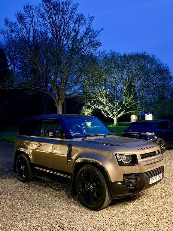 Land Rover Defender 90 - Image 9