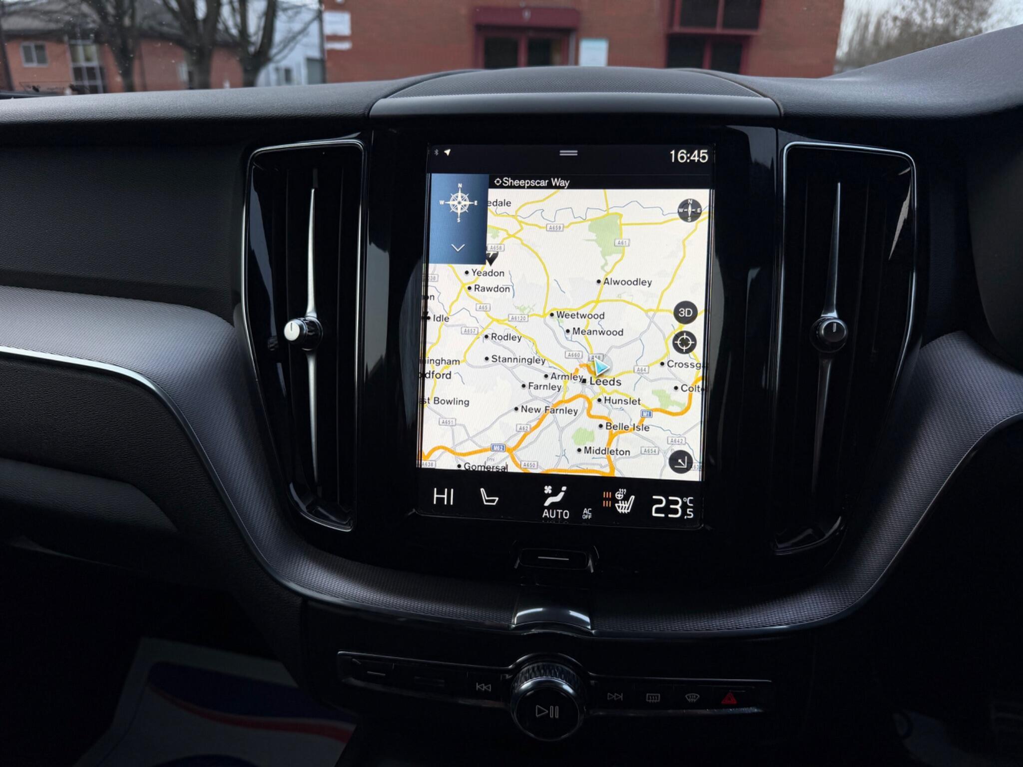 Volvo XC60 - Image 61