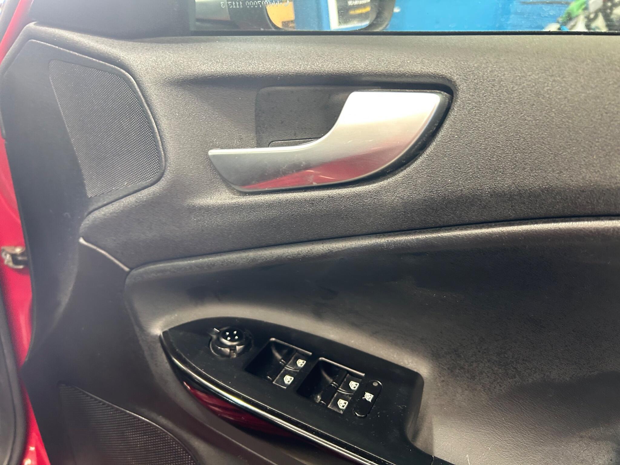 Alfa Romeo Giulietta - Image 12