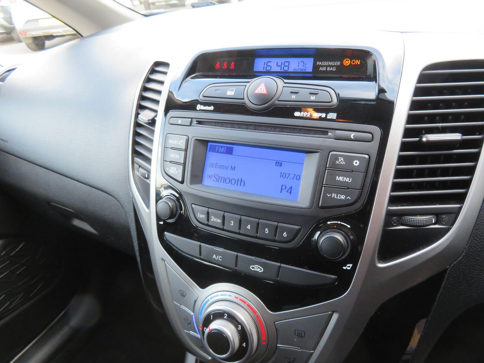 Hyundai ix20 - Image 17