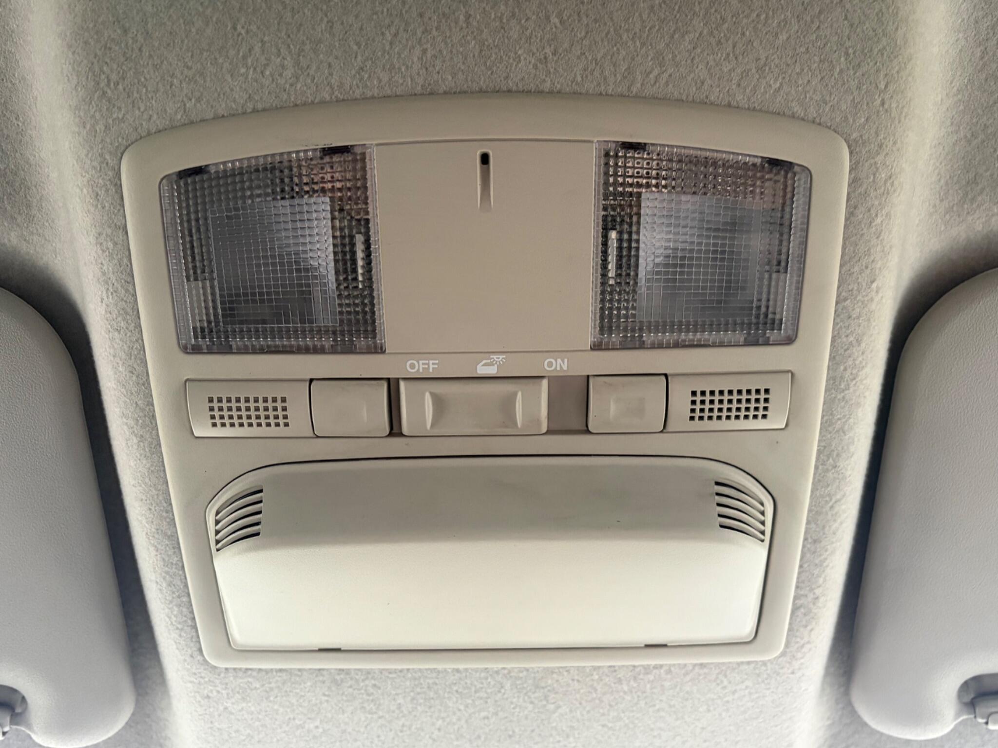 Mazda MAZDA2 - Image 20