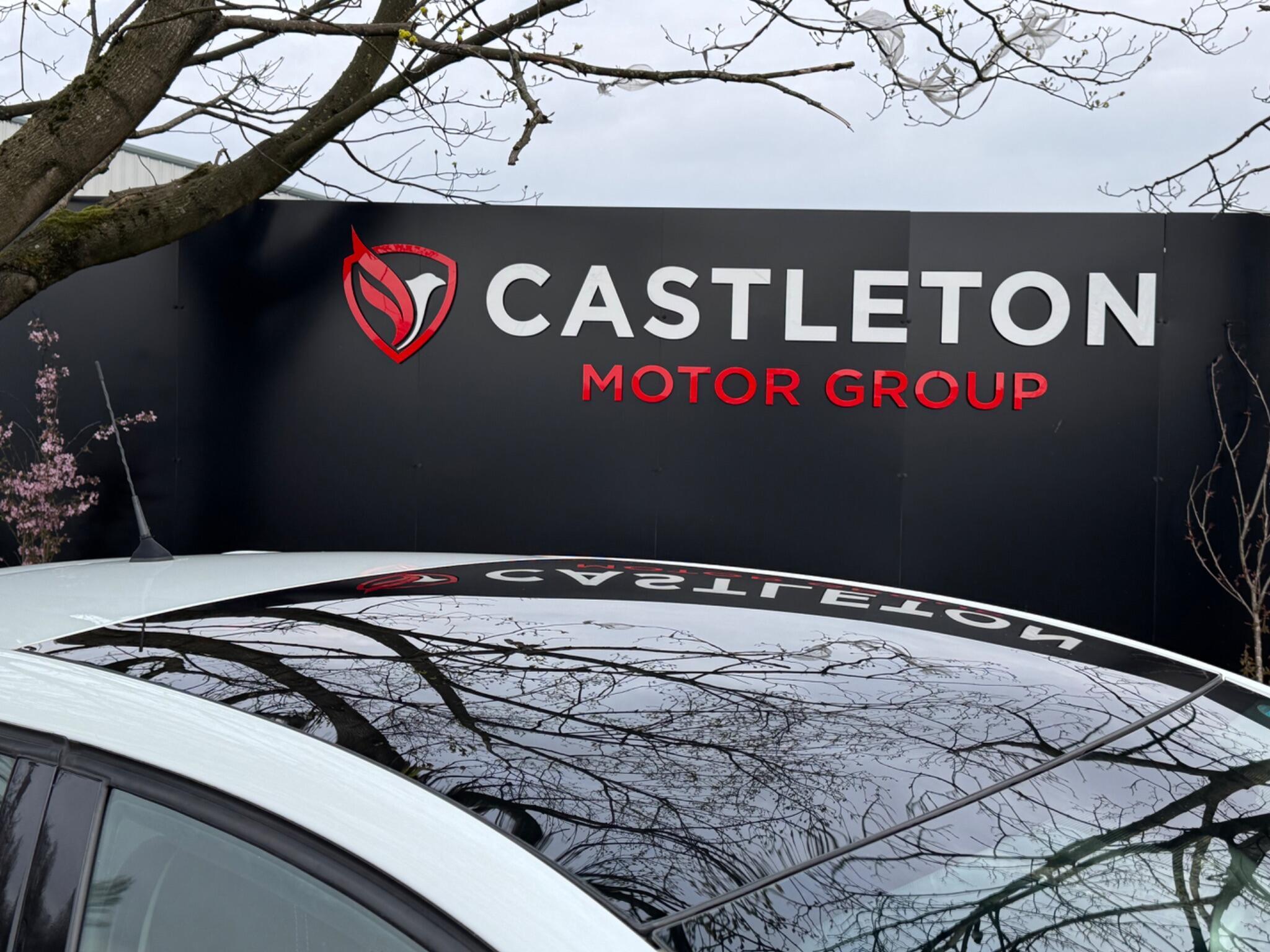 Renault Clio - Image 2