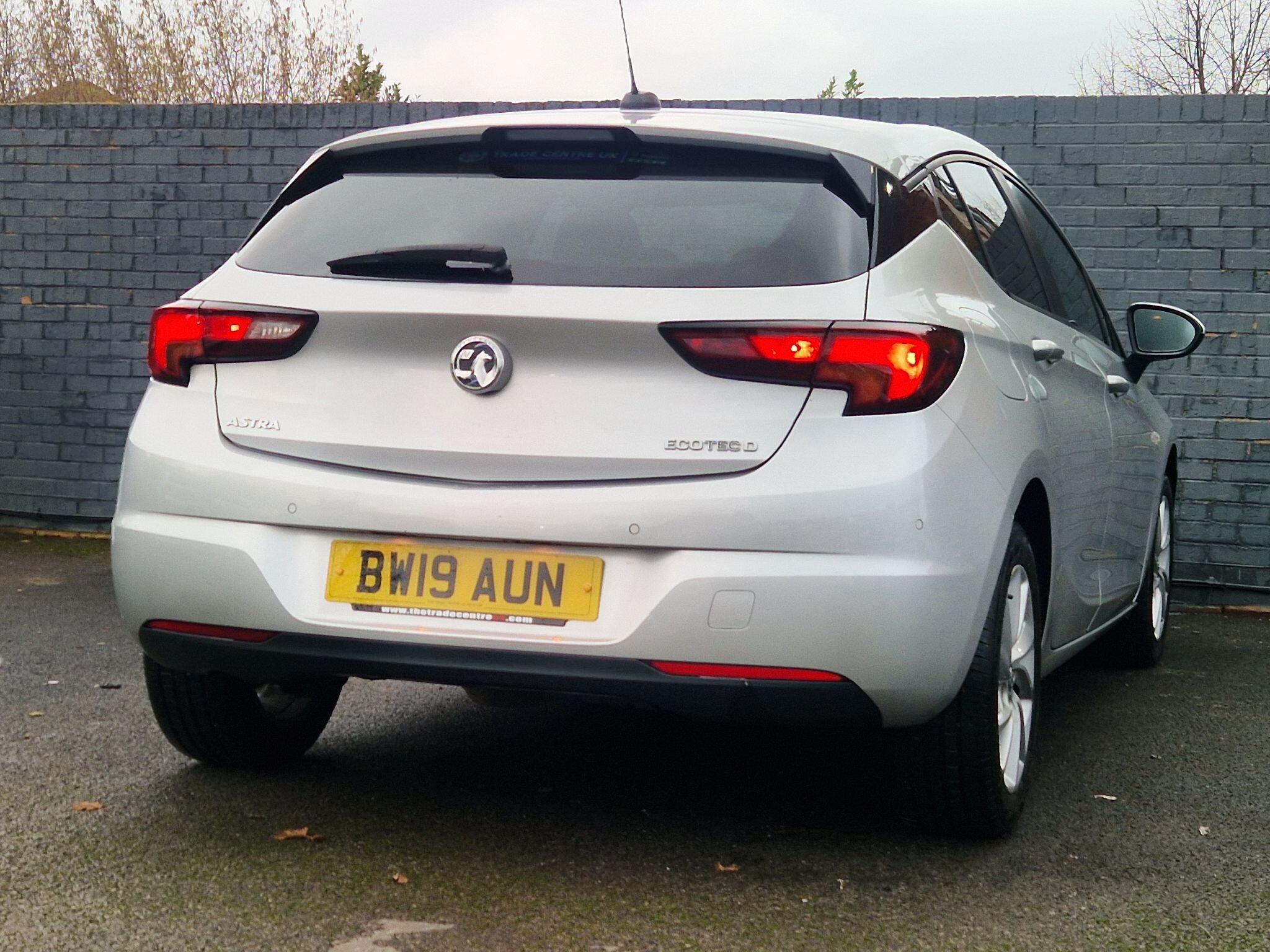 Vauxhall Astra - Image 24