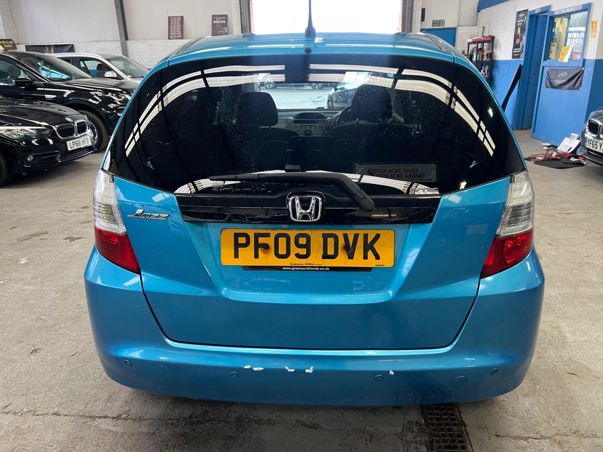 Honda Jazz - Image 10