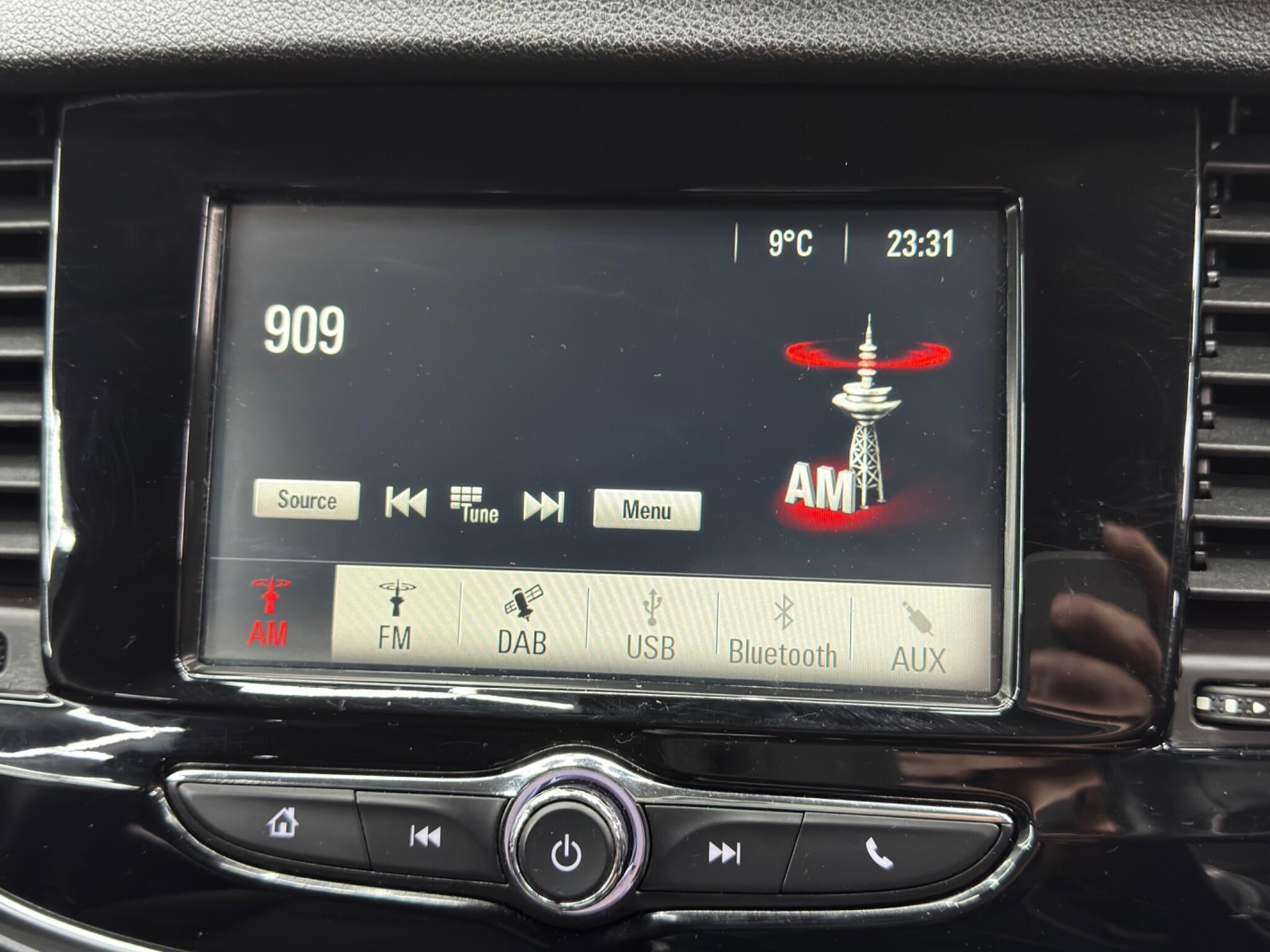 Vauxhall Mokka X - Image 28